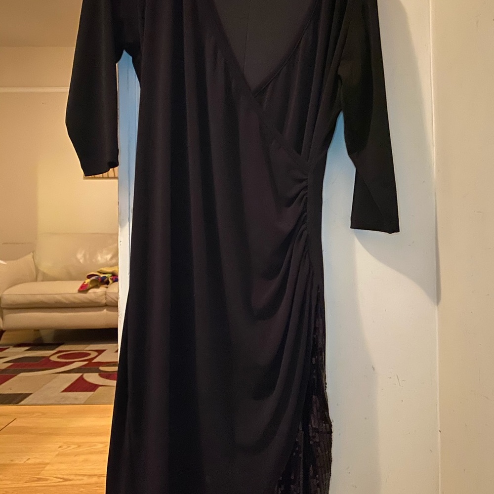 Black IGIGI cocktail dess